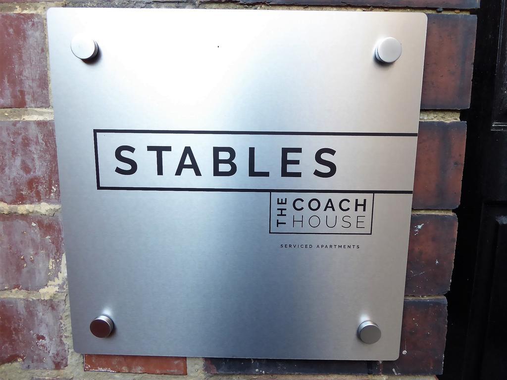 Stables At The Coach House Apartments Leeds  Bagian luar foto